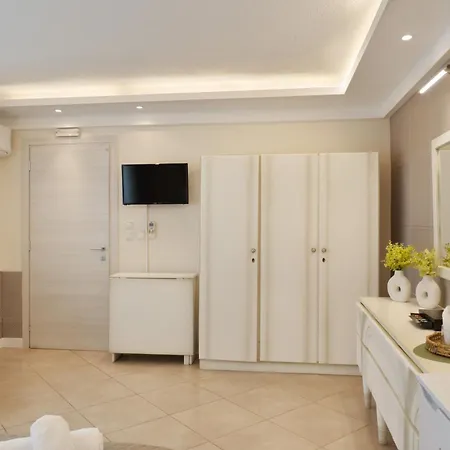 Romantica * PalaiónTsiflíkion