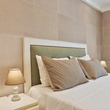 Romantica Hotel *